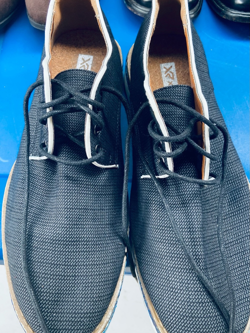 Men's Black Derby Shoes with Contrast Trim - Classic Everyday Style - Picture 2 of 6